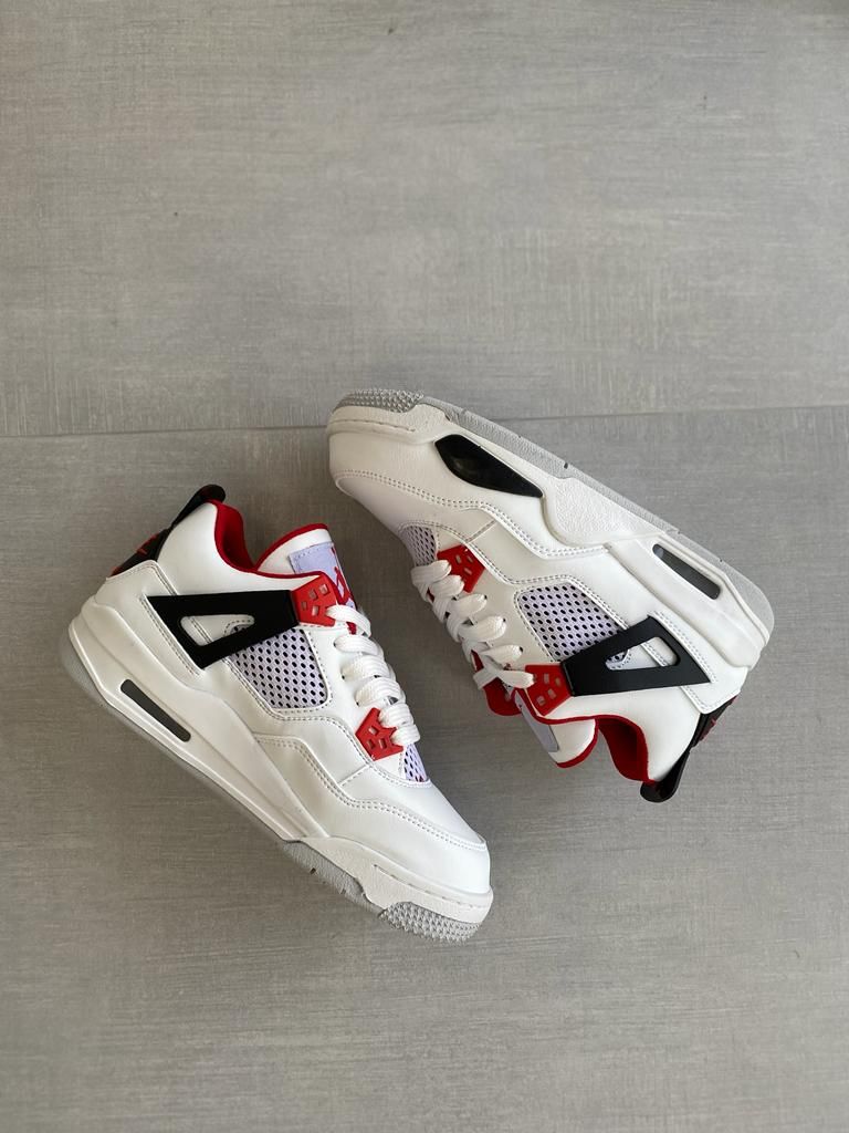 Retro 4 rojo/negro