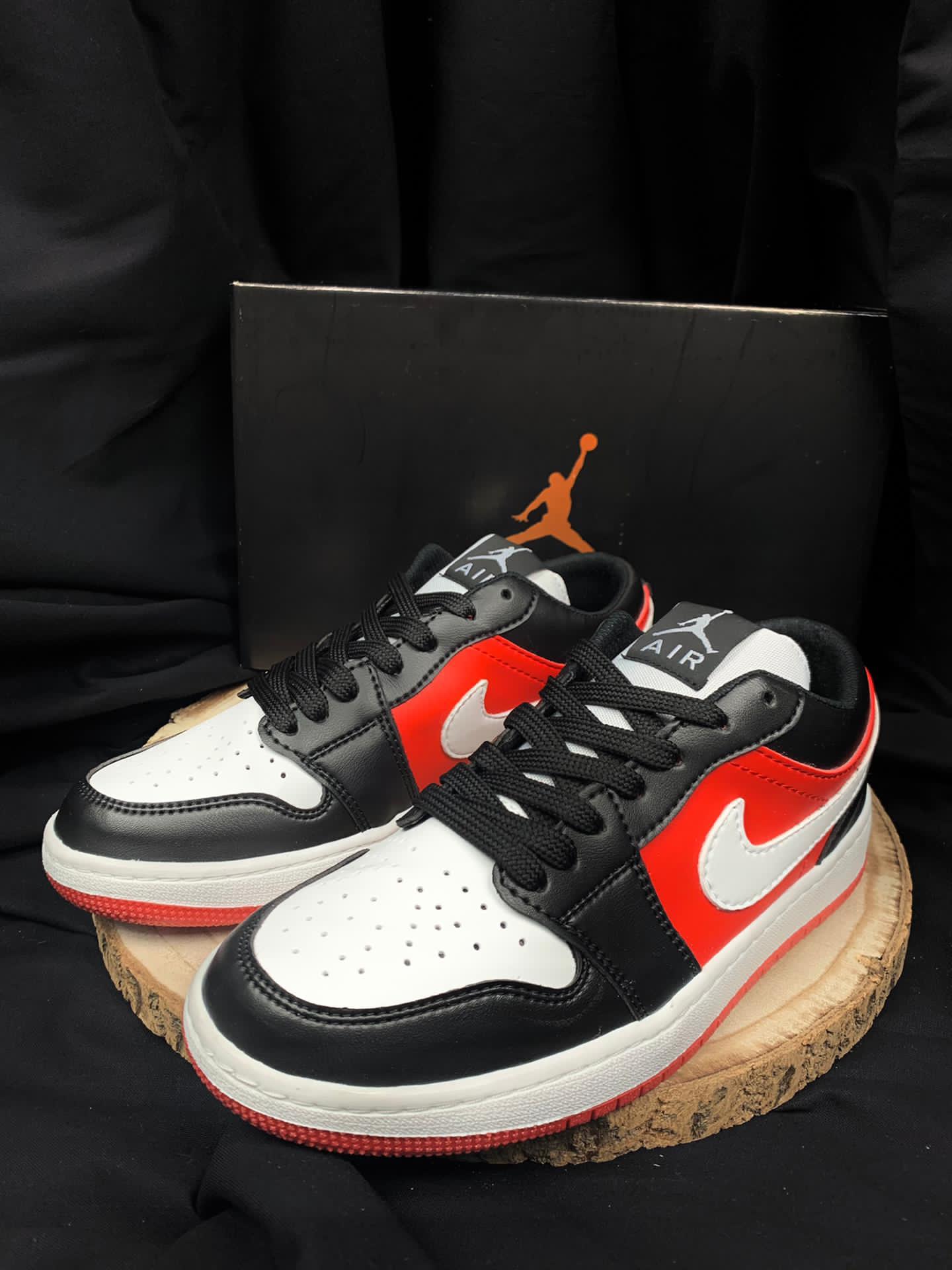 Jordan Air Black/Red